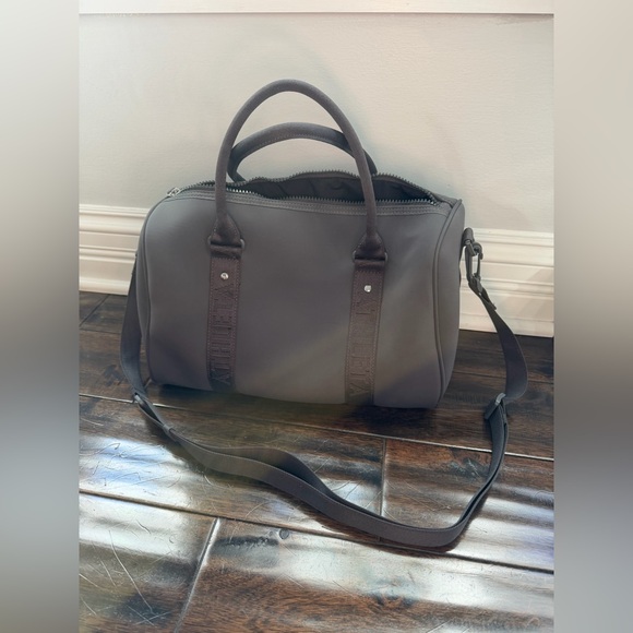 Athleta Diem Speedster Duffle - Picture 4 of 10